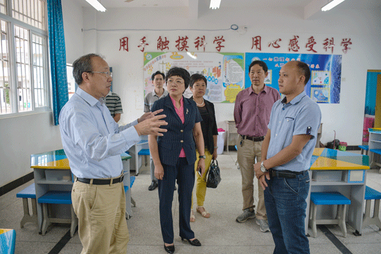 南平市政协到我县开展“净化校园周边环境 促进青少年健康成长”专题调研